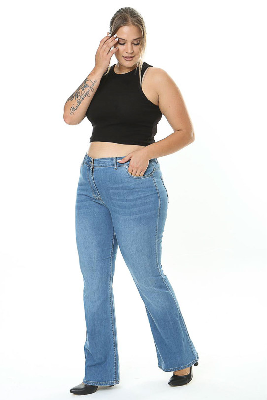 Jeans maxi deschise în culori deschise