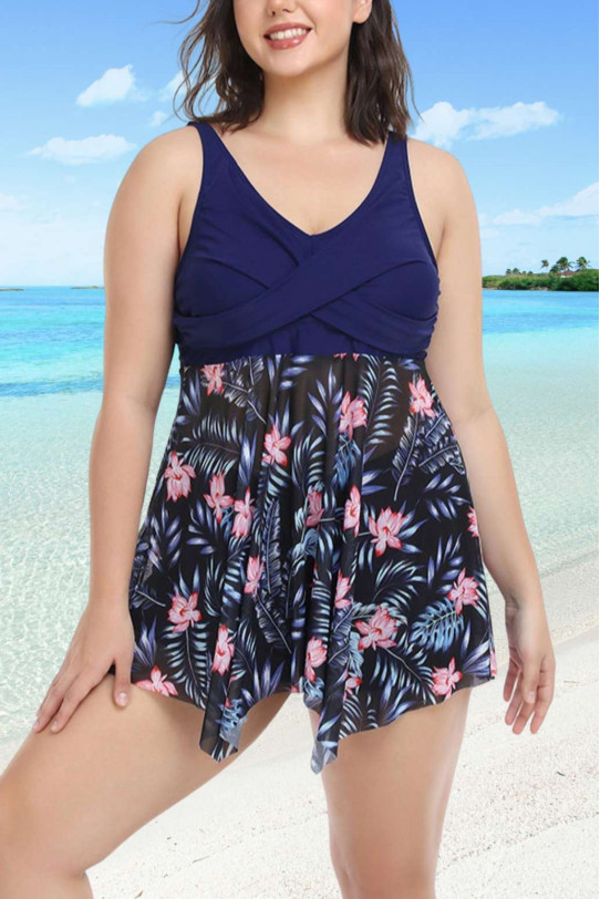 Elegante tankini din două piese cu design subtil de catifea și un frumos imprimeu floral.