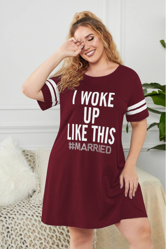 Maxi nightgown color burgundy with inscription